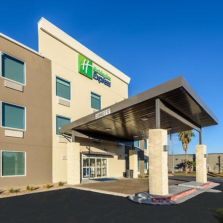 Holiday Inn Express Hotel And Suites Bastrop By Ihg Exterior foto